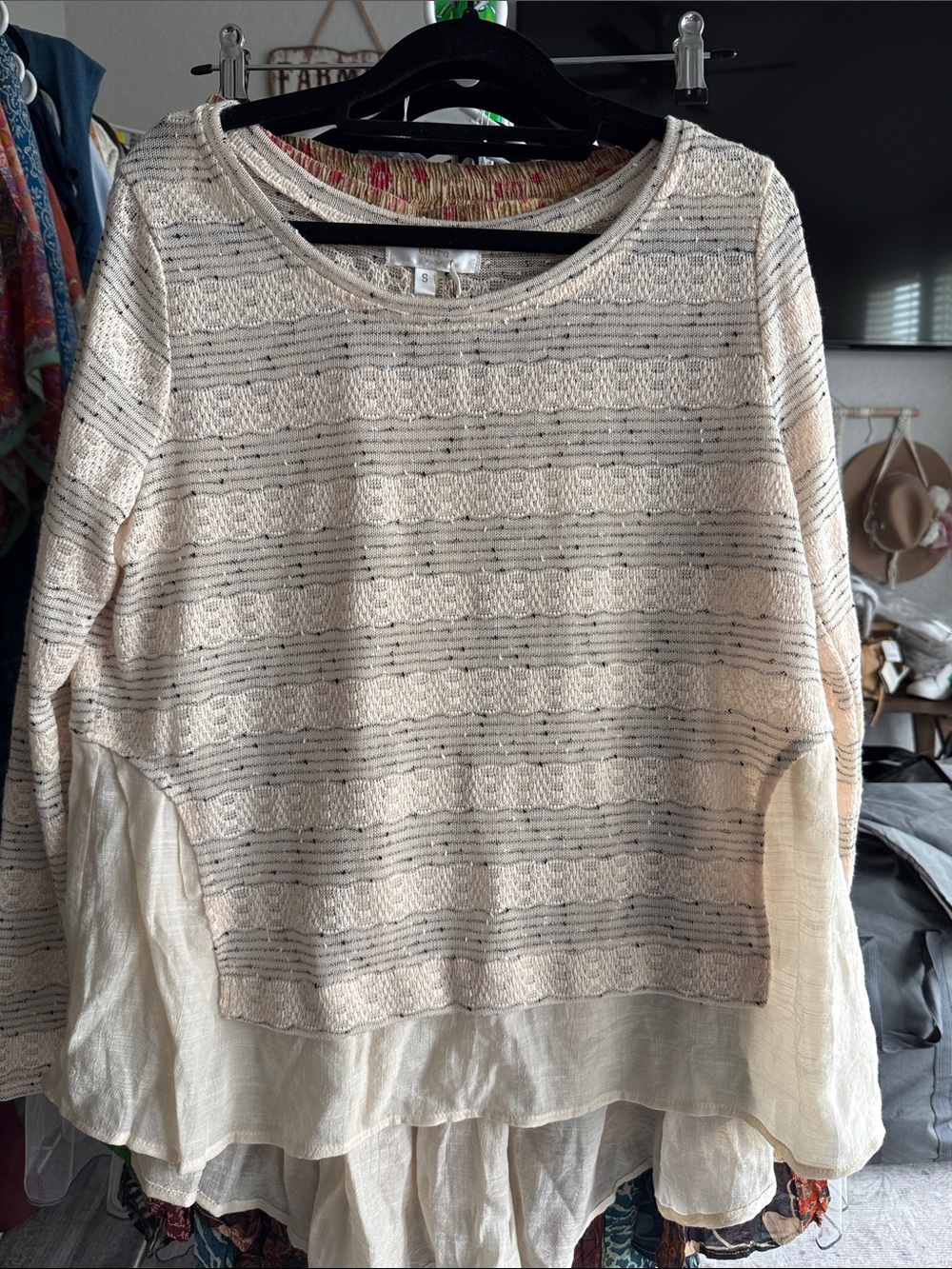 Entro Cream Textured Blouse